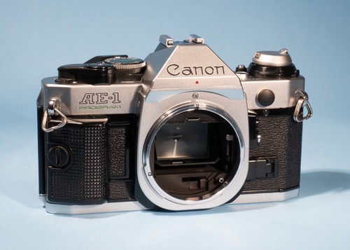 Canon 35mm slr - ae-1,
