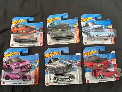 Hot wheels car lot - wheels, 5-car
