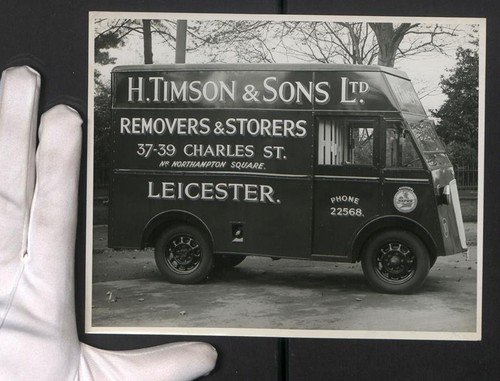 Photograph truck morris with - photograph,