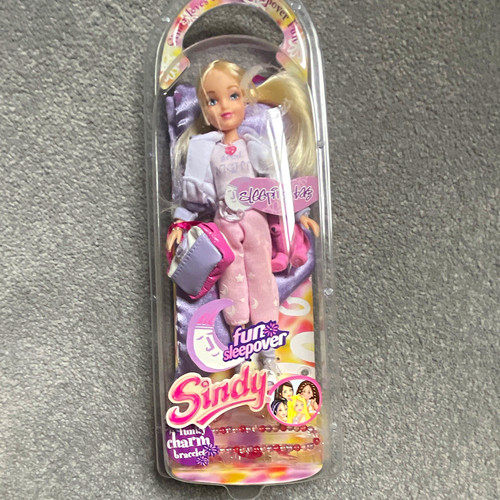 Sindy fun sleepover petite - sindy,