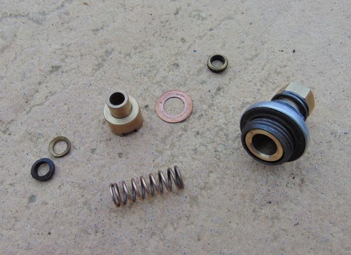 Carburettor jet bearing - jet,