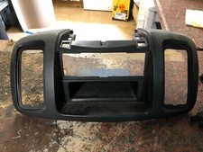 radio vent surround dash  vauxhall vivaro renault trafic 01 on primastar camper