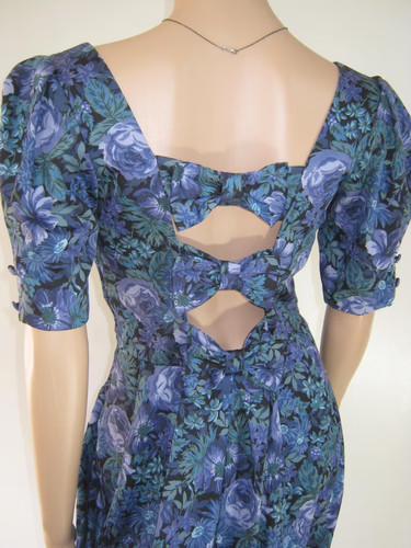 Laura ashley vintage blue - laura,