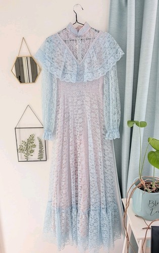 Blue floral lace vintage - floral,