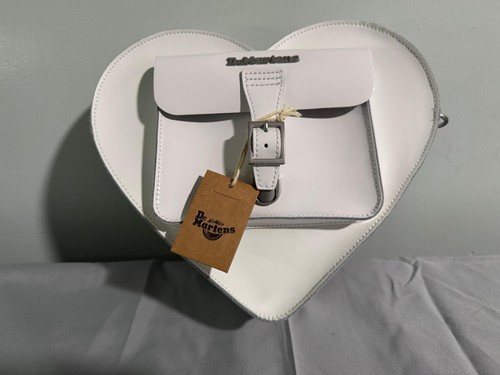 Martens heart shaped - dr.,