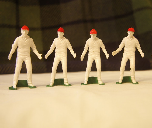 Four peter pan playthings test - four,