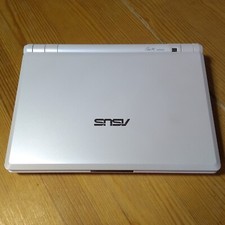 ASUS Eee PC 4G Netbook with Retro SDHC, 2GB RAM, 4GB SSD, with Power Supply