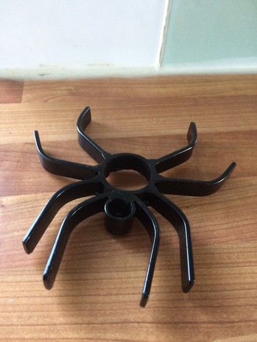 Metal spider indoor outdoor - metal,