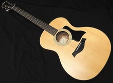 Taylor 114E Walnut Non-Cutaway