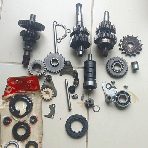 Suzuki 400 gearbox - suzuki, tm