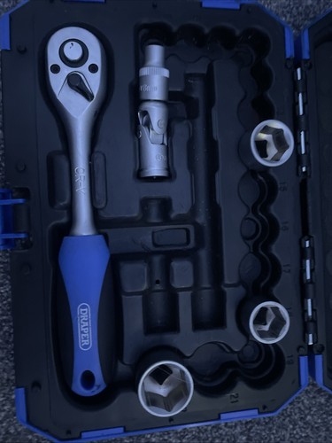 Ratchet set and spare - ratchet,
