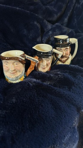 Sandland ware character jugs - ware,