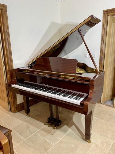 Yamaha baby grand piano - g1,