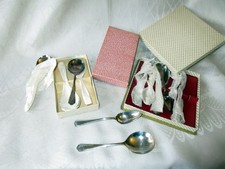 VINTAGE SILVER PLATED PUDDING AND TEASPOONS