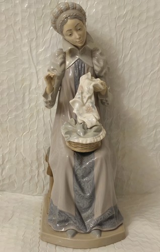 Lladro 5126 figurine - 5126, a