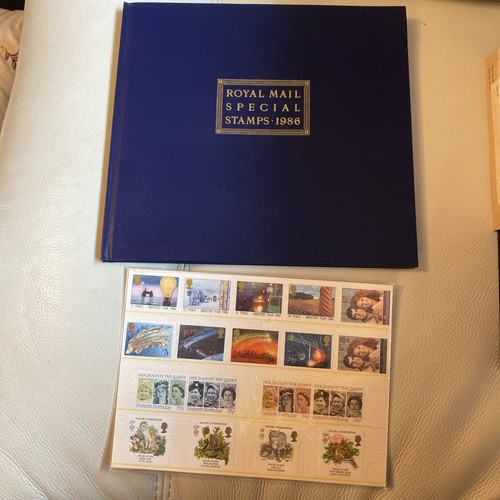 1986 royal mail special - royal, stamps