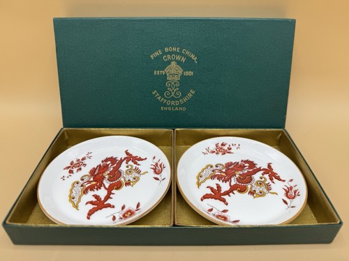 Pair vintage crown - vintage,