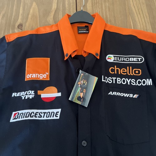 Orange arrows team - orange,