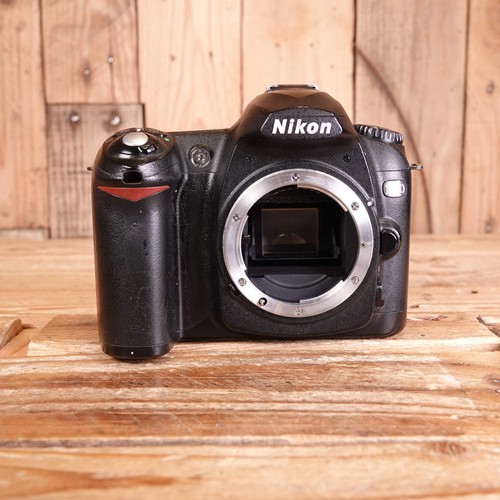 Faulty nikon d50 camera - faulty,