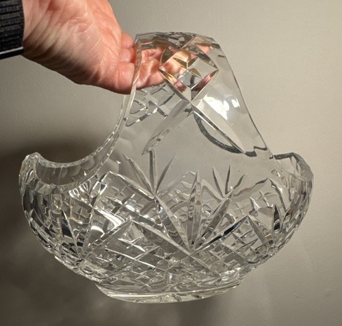 Crystal hand cut basket - cut, style