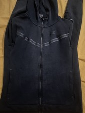 Black Nike Tech Old Season