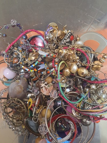 Mixed broken costume jewellery - costume,
