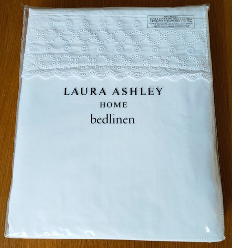 Laura ashley aimee - laura, king