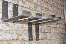 Heavy duty shelf brackets