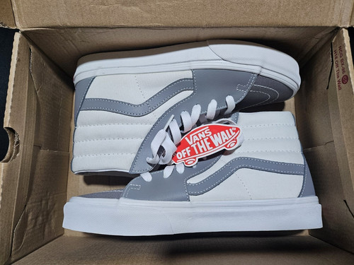 Brand new box - box, sk8-hi