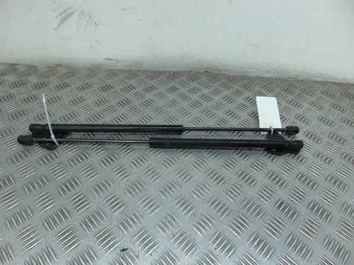 Ford focus max tailgate - ford,