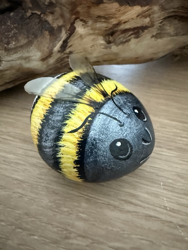Bumble bee painted pebble - bee,