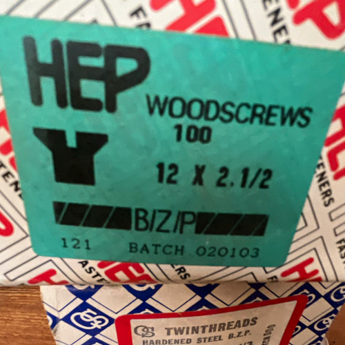 Twinthreads wood screws - wood,