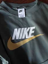Nike Boys Tracksuit Size XL Never Worn
