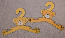 Build bear clothes hangers - 2,