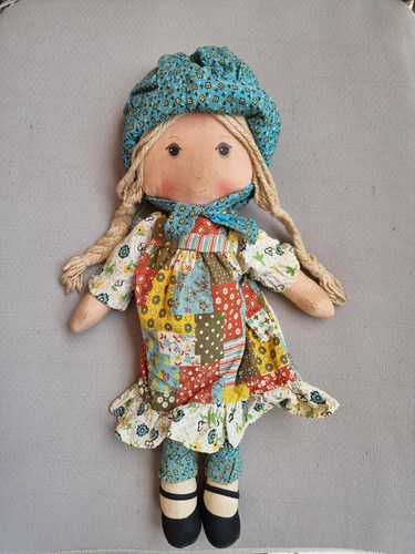 Knickerbocker holly hobbie - hobbie, rag
