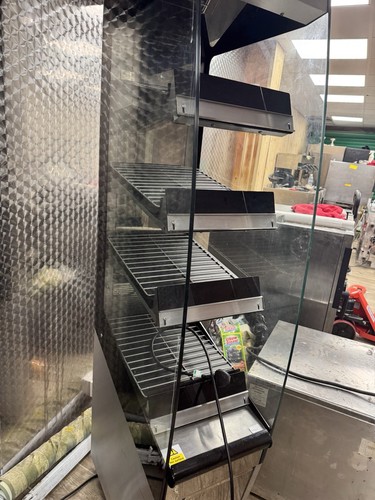 Counterline heated display - counterline,