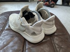 Adidas Alpha bounce  Ladies