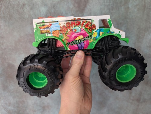Monster jam hot wheels - jam,