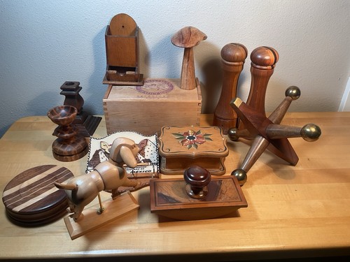 Vintage wood lot letter - vintage,