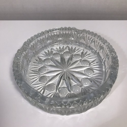 Vintage ashtrayclear cut glass - vintage,