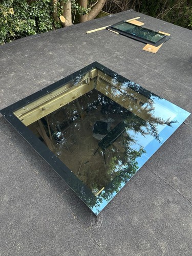 Flat roof skylight supply - -, +