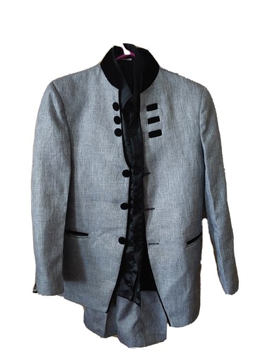 Boys piece suit - in, and