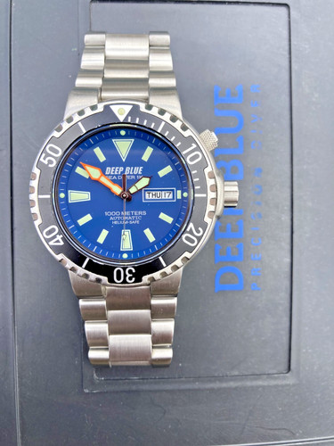 Deep blue sea diver - blue, 1k