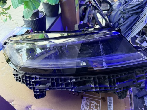 Rang rover 2025 - rang, headlight