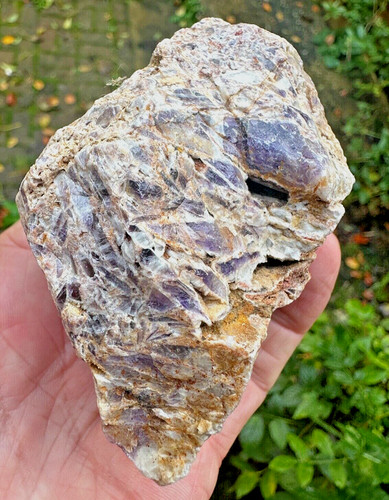 Chevron amethyst iron oxide - chevron,