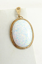 9ct Gold Opal Pendant Large