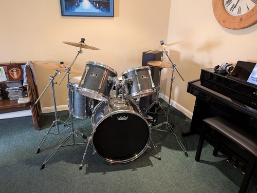 Pearl export drum kit - pearl,
