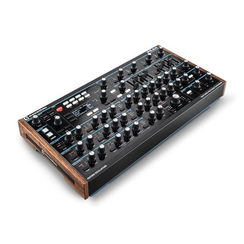 Novation peak synthesizer - synthesizer,
