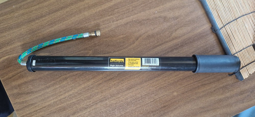 Halfords high volume hand - halfords,