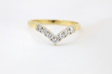 18ct Yellow Gold Diamond Wishbone Ring Size P 2.4g - 0142130 -G